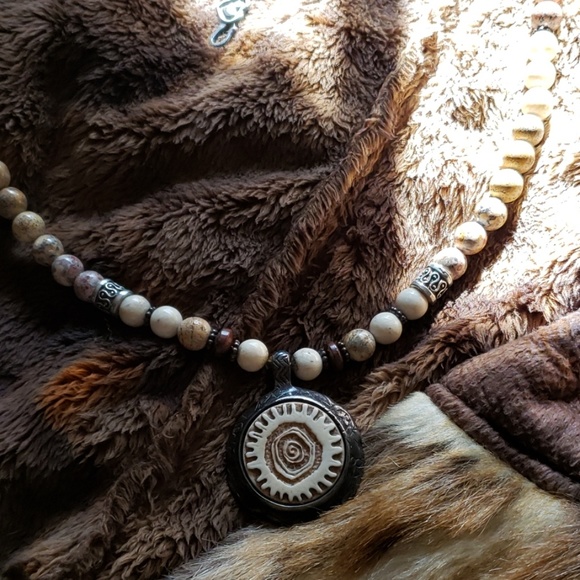 **SOLD**Robert ShieldsTribal and Jasper Necklace - Picture 8 of 9